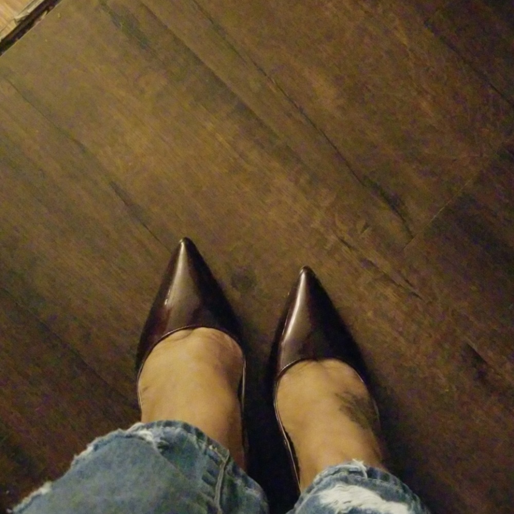 Shoes - Picture 5 of 6